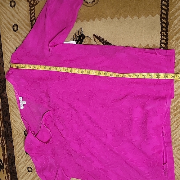 Chaus Bright Fuchsia Top - Picture 11 of 11